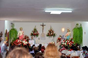 La Gavia procesiona a sus patronos en el último día de su fiesta (Foto Francisco Javier Santana)